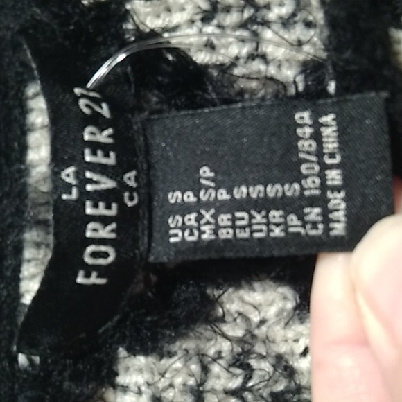 LAST SALE! NWOT Forever 21 Eyelash Sweater Sz.S (A-75) - Picture 5 of 10